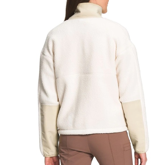 The North Face Womens Cragmont 1/4 Snap Fleece Pullover - Picture 3 of 9